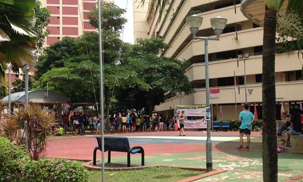 Photo of avid Pokemon GO gamers in Hougang